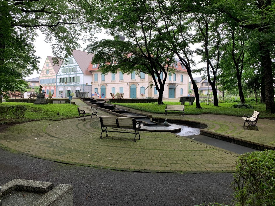 栃木公園紹介 下野市 グリムの森 栃木公園情報館 トチパ