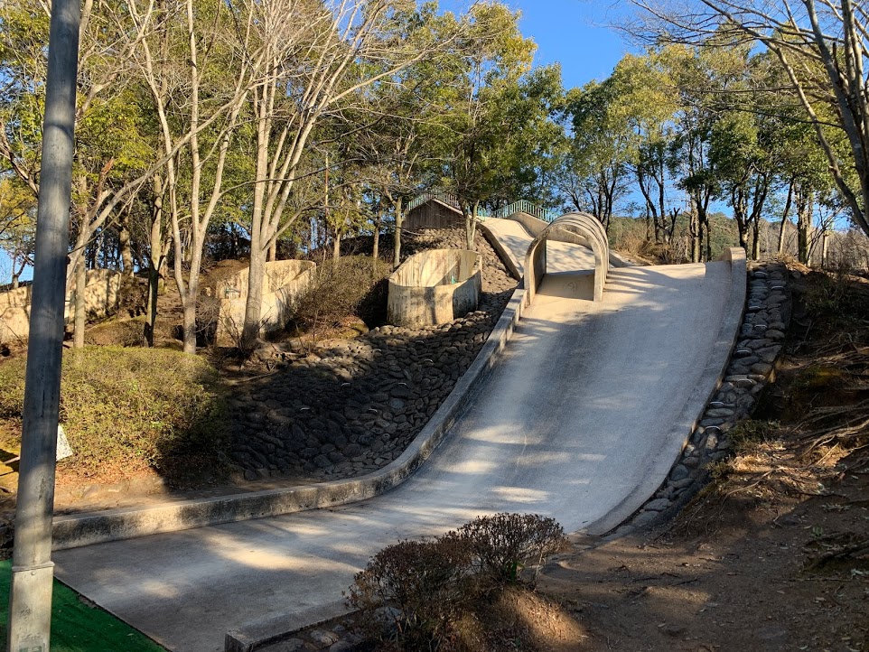 栃木公園紹介 鹿沼運動公園 ヤオハンいちごパーク 栃木公園情報館 トチパ